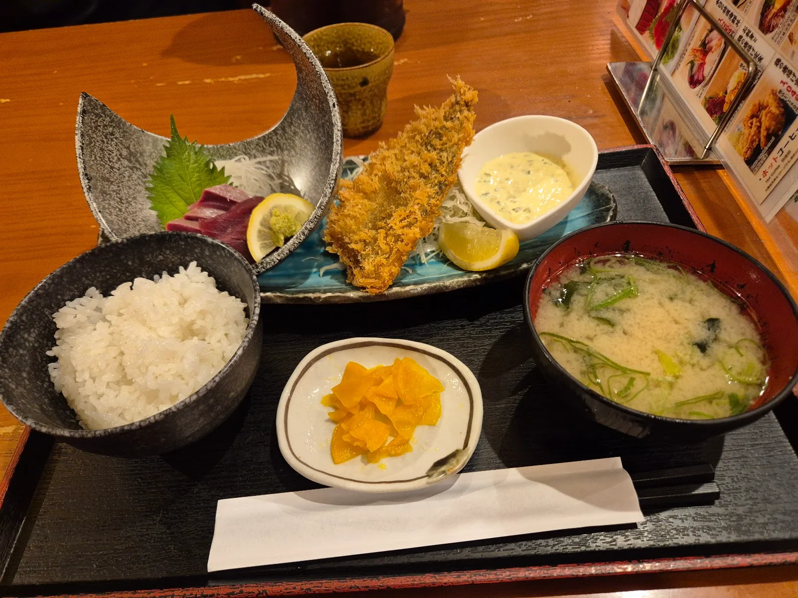 海鮮処 さくら水産 原宿竹下口店 · 6